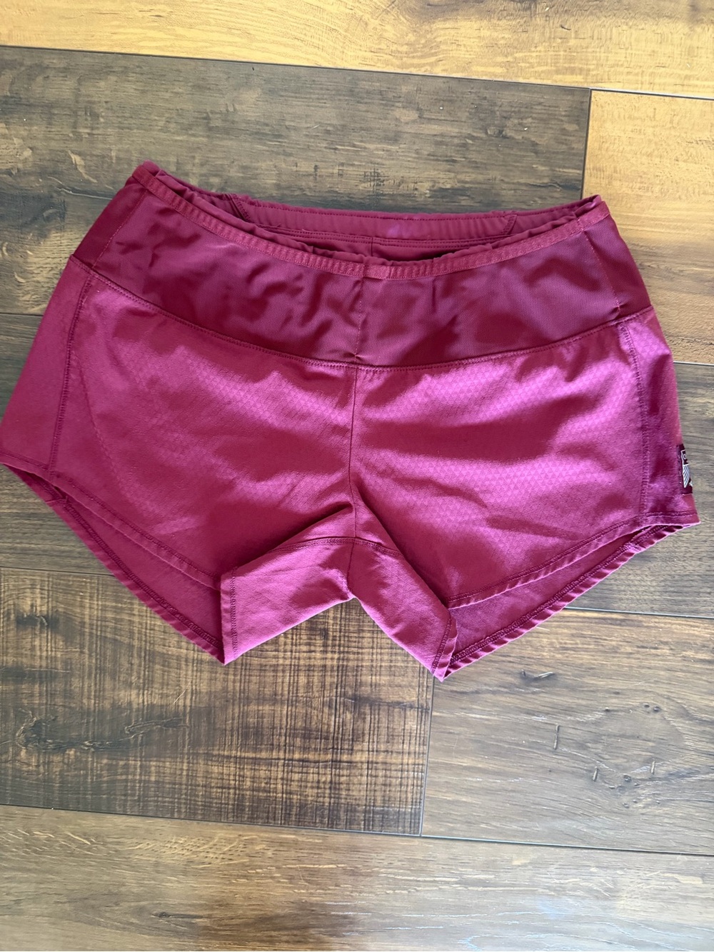 Like New Oiselle Toolbelt Roga Running Shorts